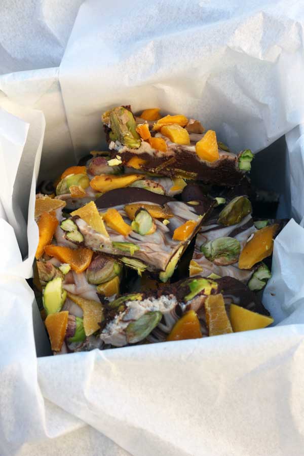 mango and pistachio chocolate bark