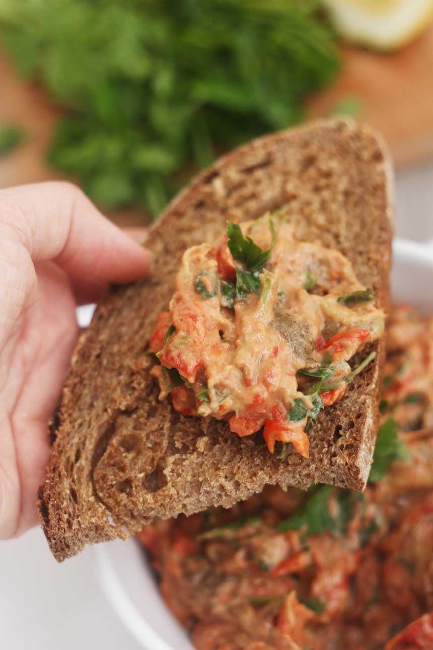 Sweet roasted red pepper & eggplant dip