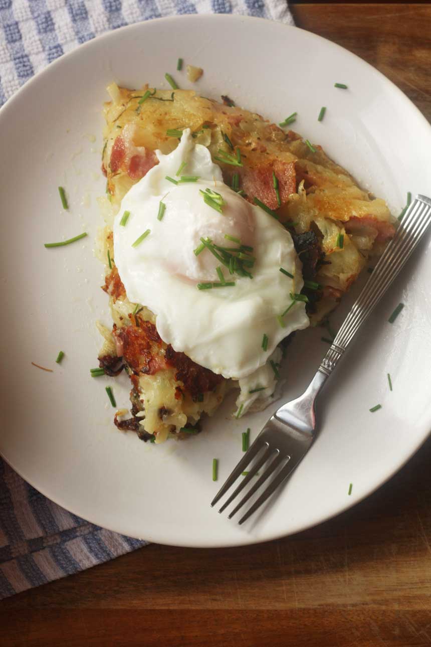 Giant cheddar & bacon rösti