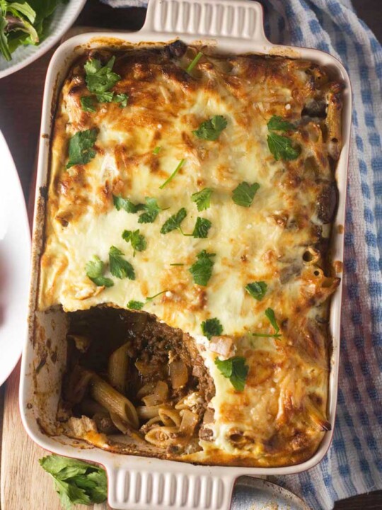 Cheat's pastitsio with a yoghurt topping