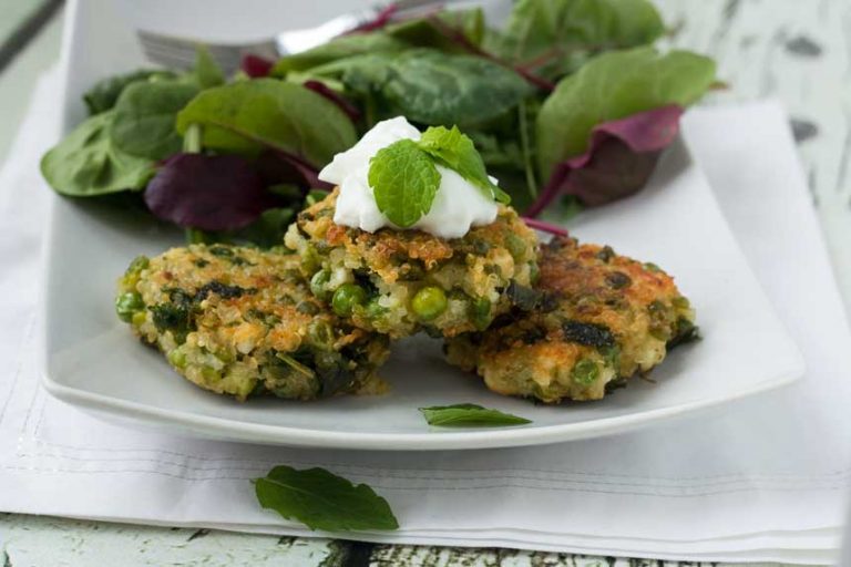 Pea, mint & feta quinoa fritters Scrummy Lane