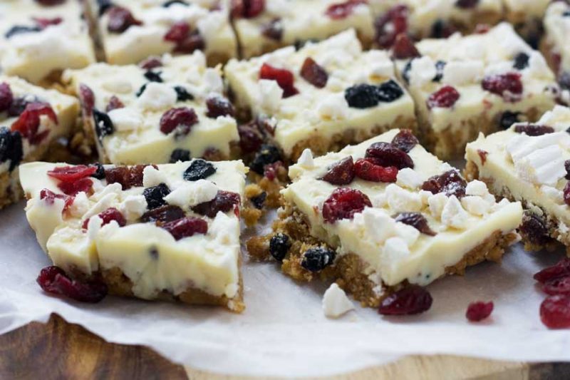 Fridge Cake With White Chocolate, Crushed Meringues And Berries