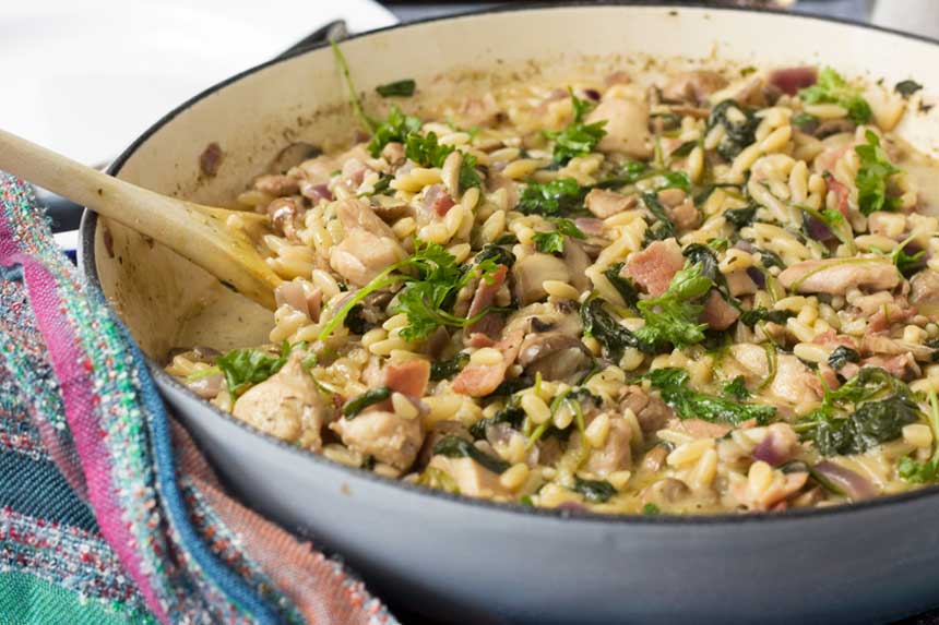 One Pot Creamy Chicken Bacon And Mushroom Orzo Scrummy Lane