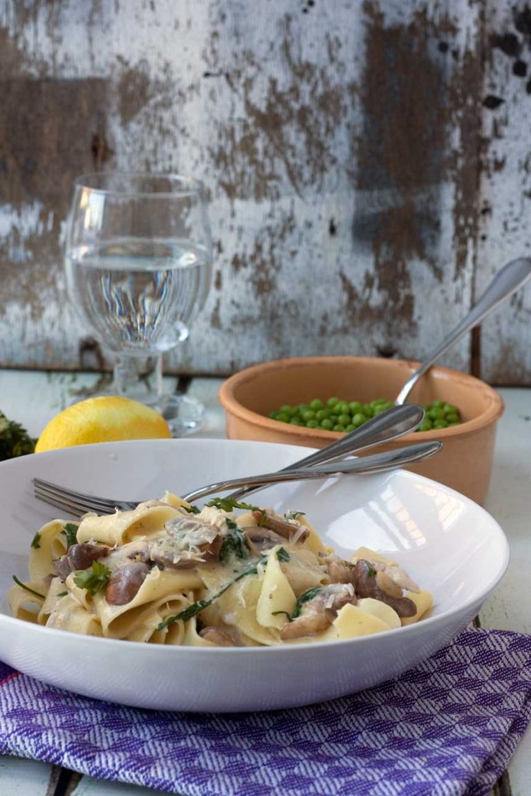 Creamy Chicken And Mushroom Pappardelle Scrummy Lane