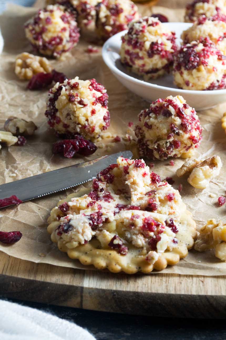 These cranberry and walnut cheese truffles are perfect for entertaining - and so easy to make!