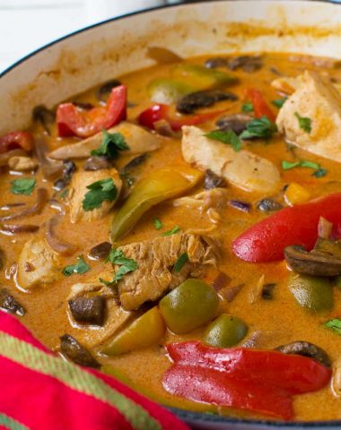 Paprika chicken - ready in 30 minutes!