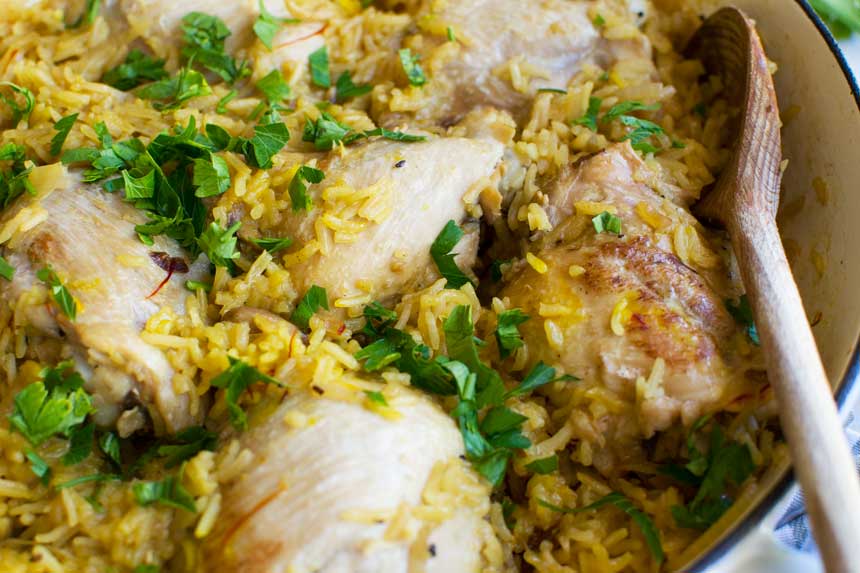 The simplest stove top chicken and rice (30 minute meal) - Scrummy Lane