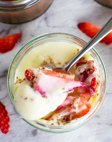 5-minute white chocolate pots de crème