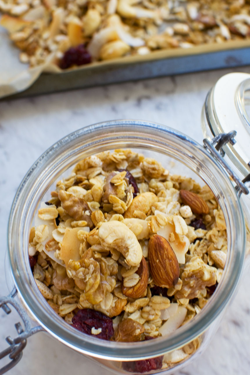 Best Homemade Low Sugar Granola Recipe - Scrummy Lane