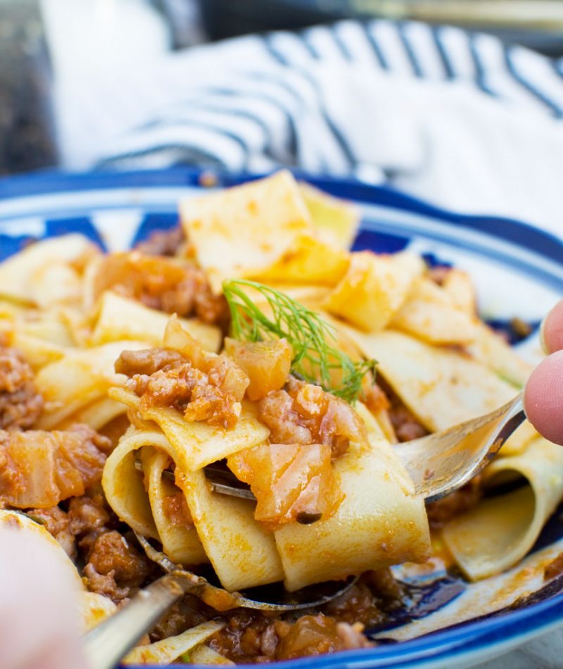 6-ingredient sausage ragu sauce with fennel (stove top and pressure cooker)