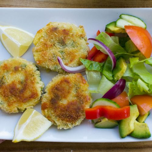 Basic Crispy Salmon Fish Cakes - Scrummy Lane