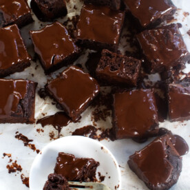 Double chocolate brownies with avocado from above
