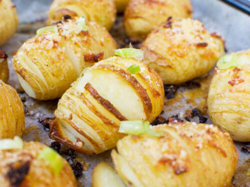 Mini Parmesan And Garlic Hasselback Potatoes - Scrummy Lane