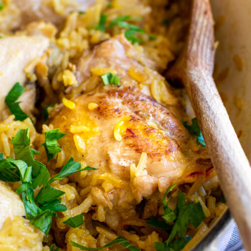 30-Minute Stove Top Chicken And Rice (One Pot) - Scrummy Lane