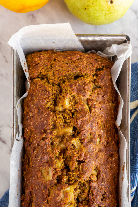 Easy Healthy Pumpkin Cake (With Pear!)